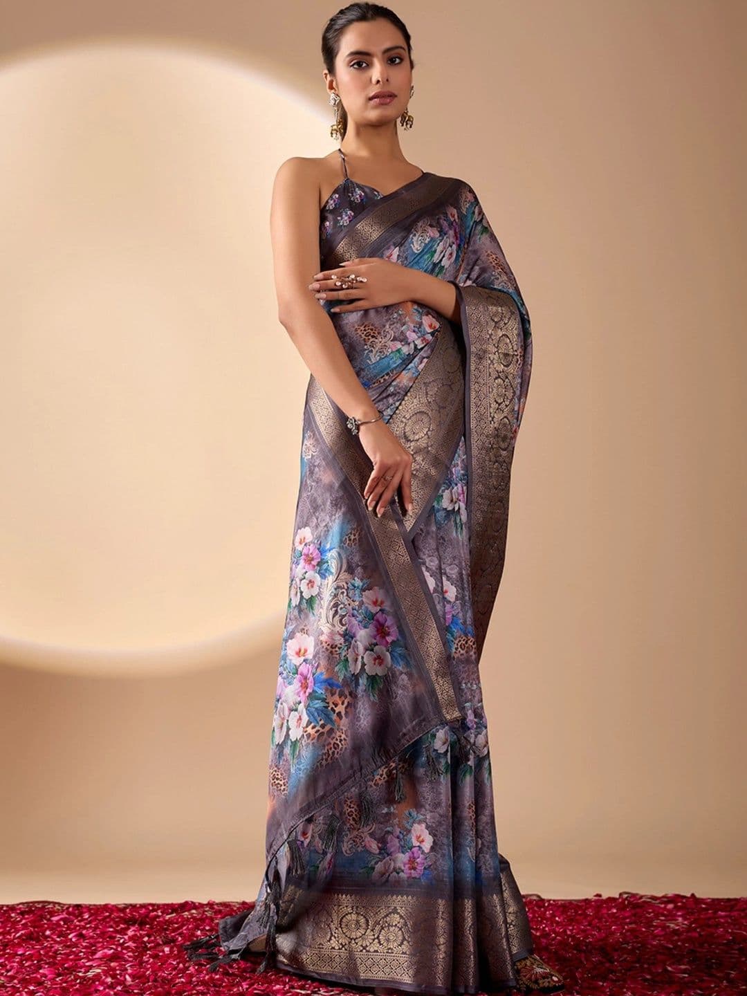 Mitera Floral Zari Silk Blend Designer Saree thumbnail 7