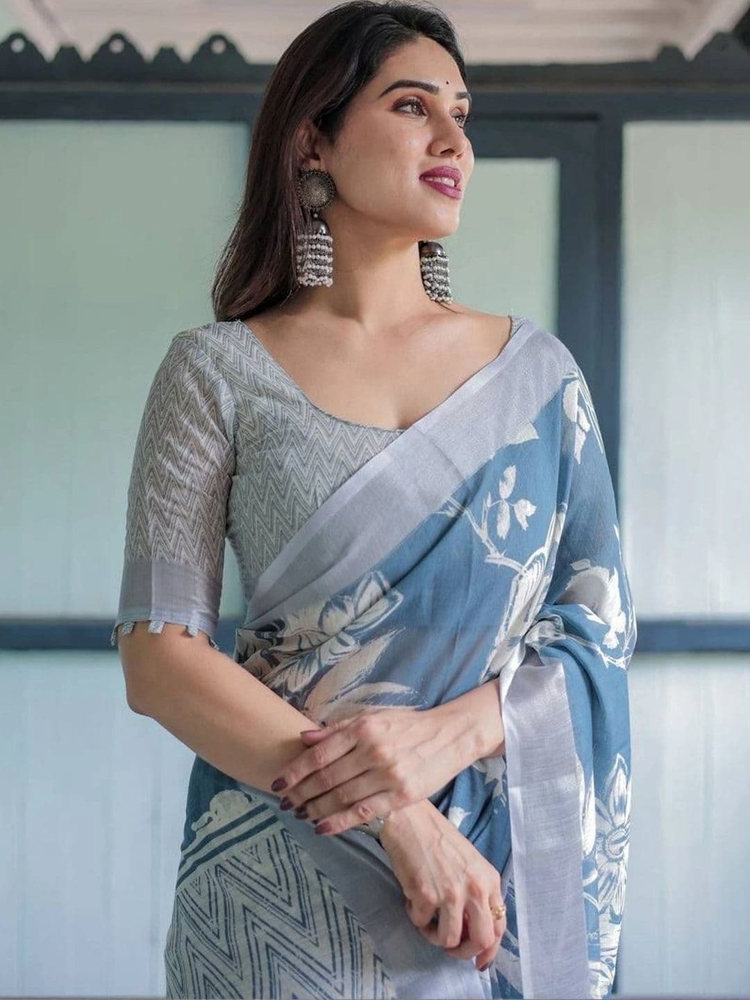 saneria silk Floral Linen Blend Chanderi Saree thumbnail 2