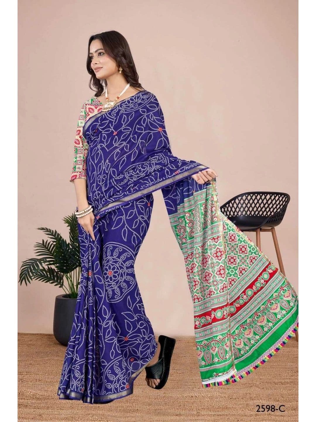 MITITA FASHION Bandhani Saree thumbnail 2