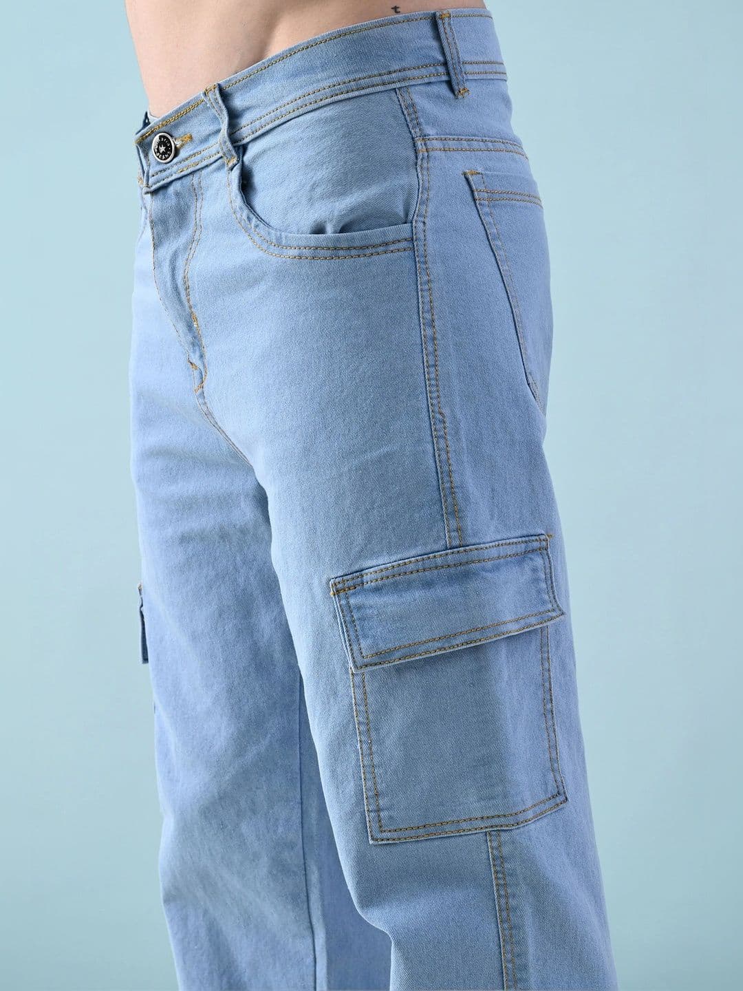 HERE&NOW Men's Light Wash Mid-Rise 6-Pocket Straight Leg Cargo Jeans thumbnail 2