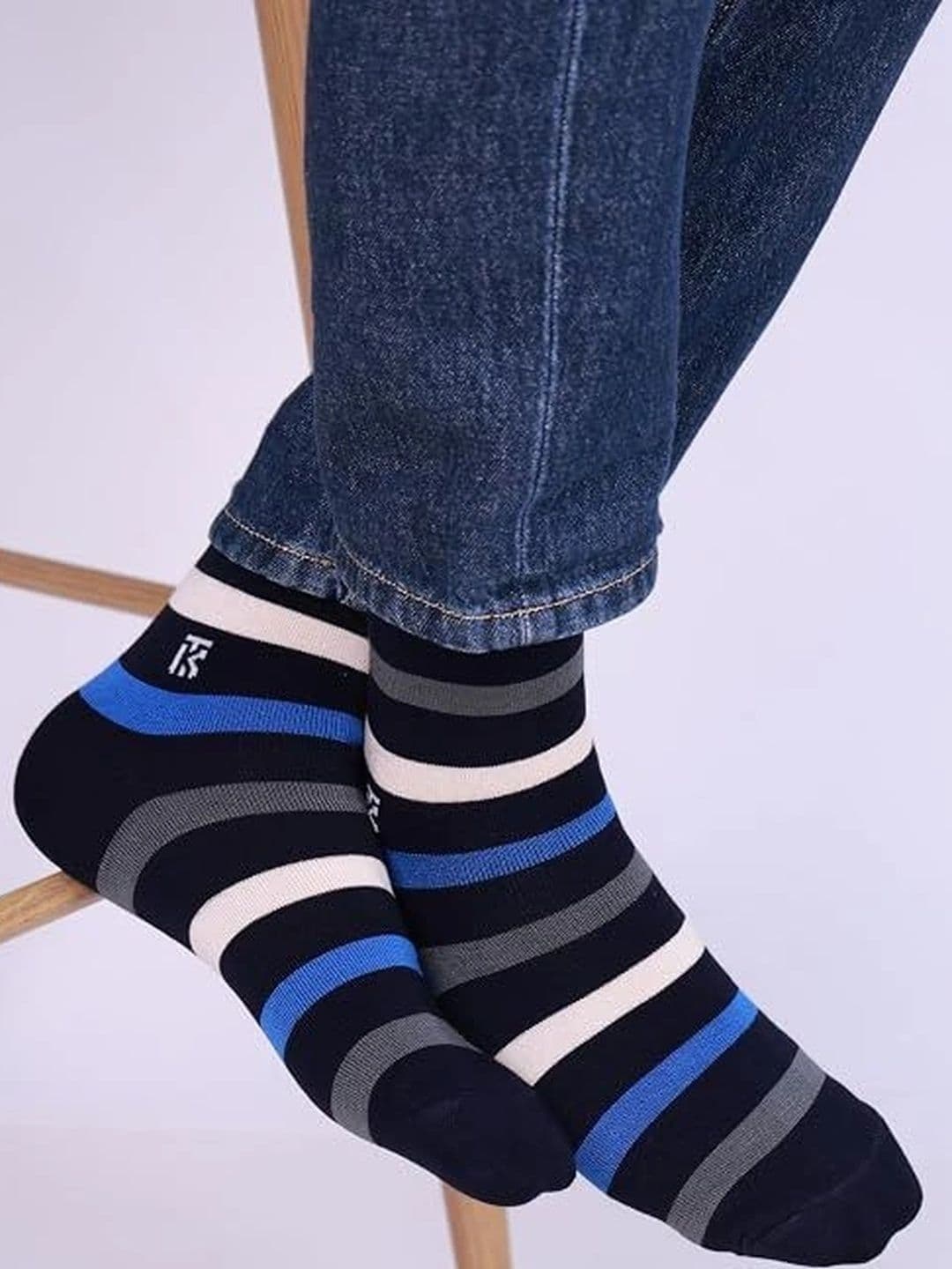 Kikitoes Men Pack of 6 Assorted Striped Calf Length Socks thumbnail 2