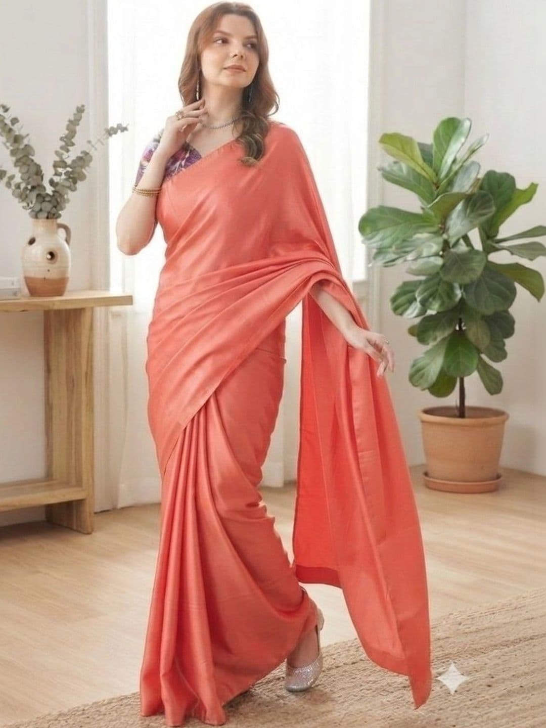 HERE&NOW Satin Saree thumbnail 2