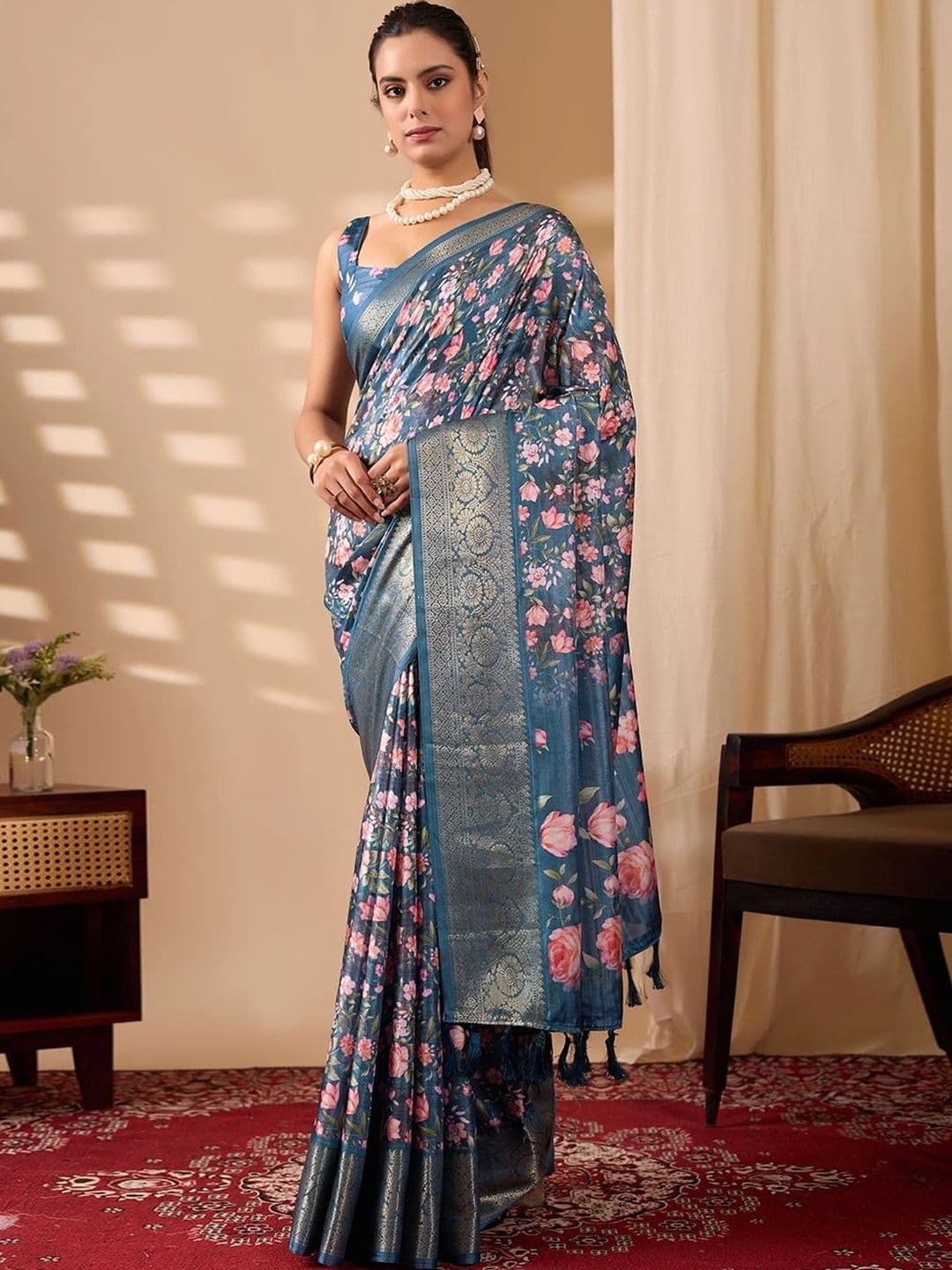 Mitera Floral Zari Silk Blend Designer Saree - view 1