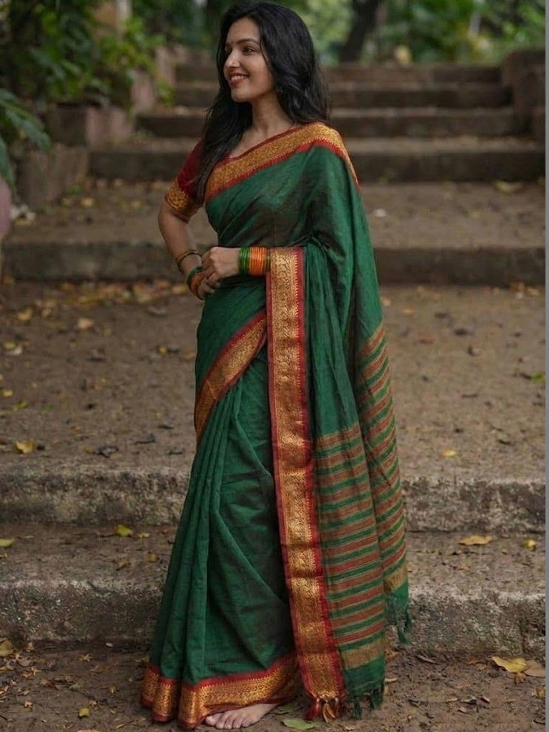ALPENIKA Embellished Art Silk Mysore Silk Saree thumbnail 2