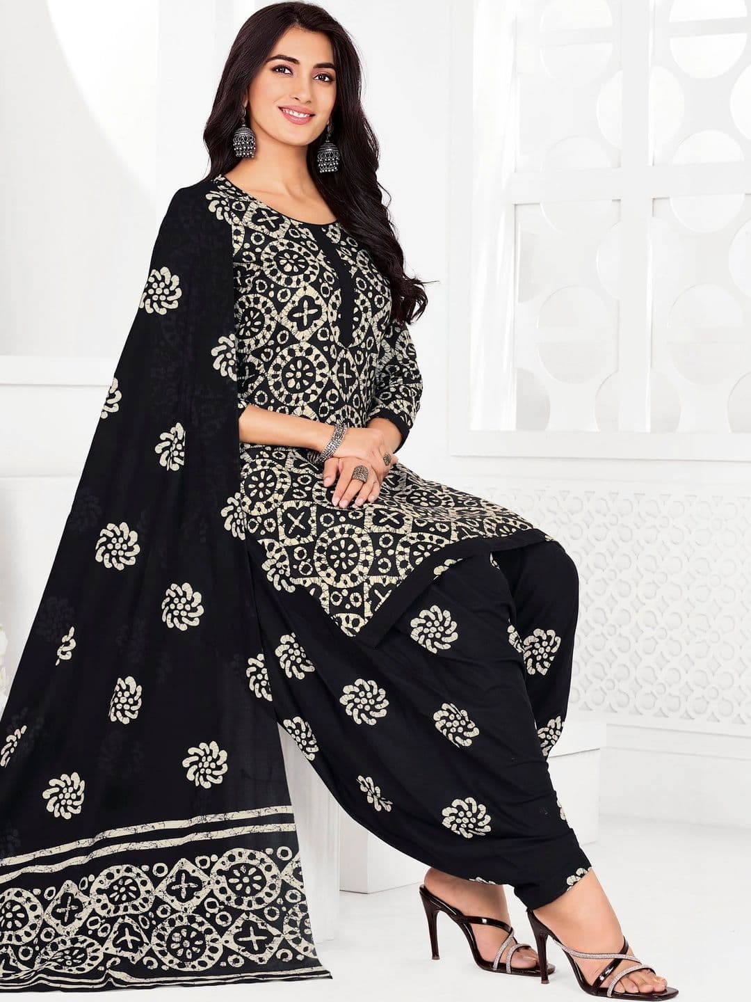 shree jeenmata collection Printed Pure Cotton Unstitched Dress Material - view 1