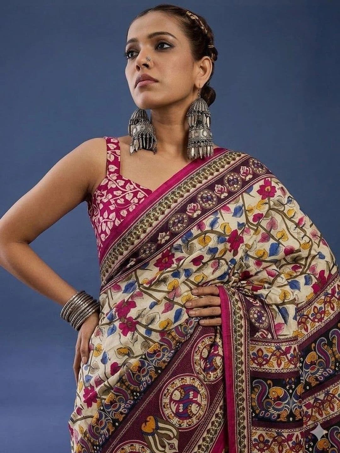 MITITA FASHION Floral Saree thumbnail 4