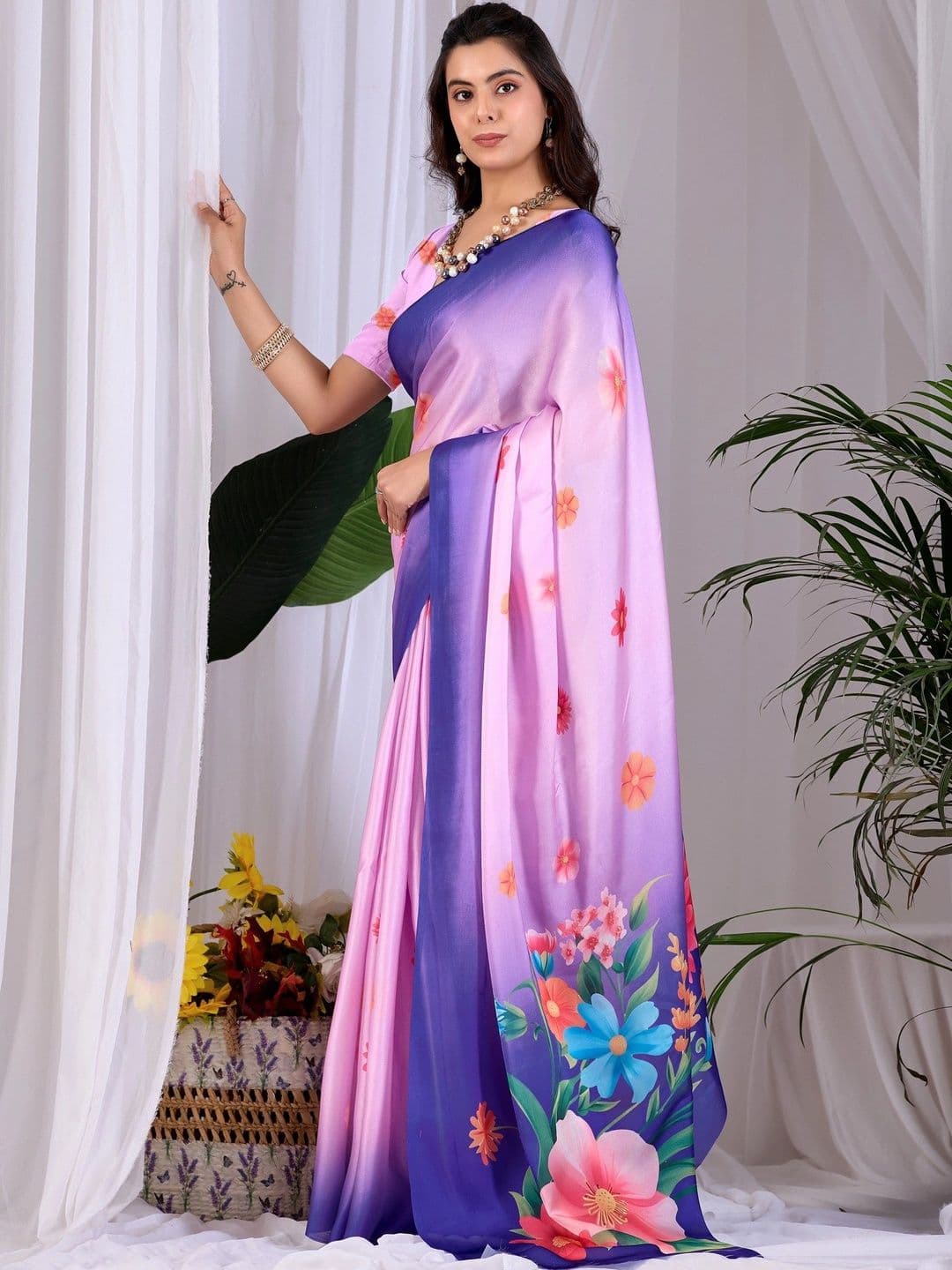 DIVASTRI Floral Satin Designer Saree thumbnail 4