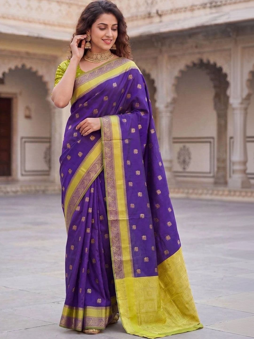 Peachmode Woven Design Zari Art Silk Handloom Banarasi Saree thumbnail 2