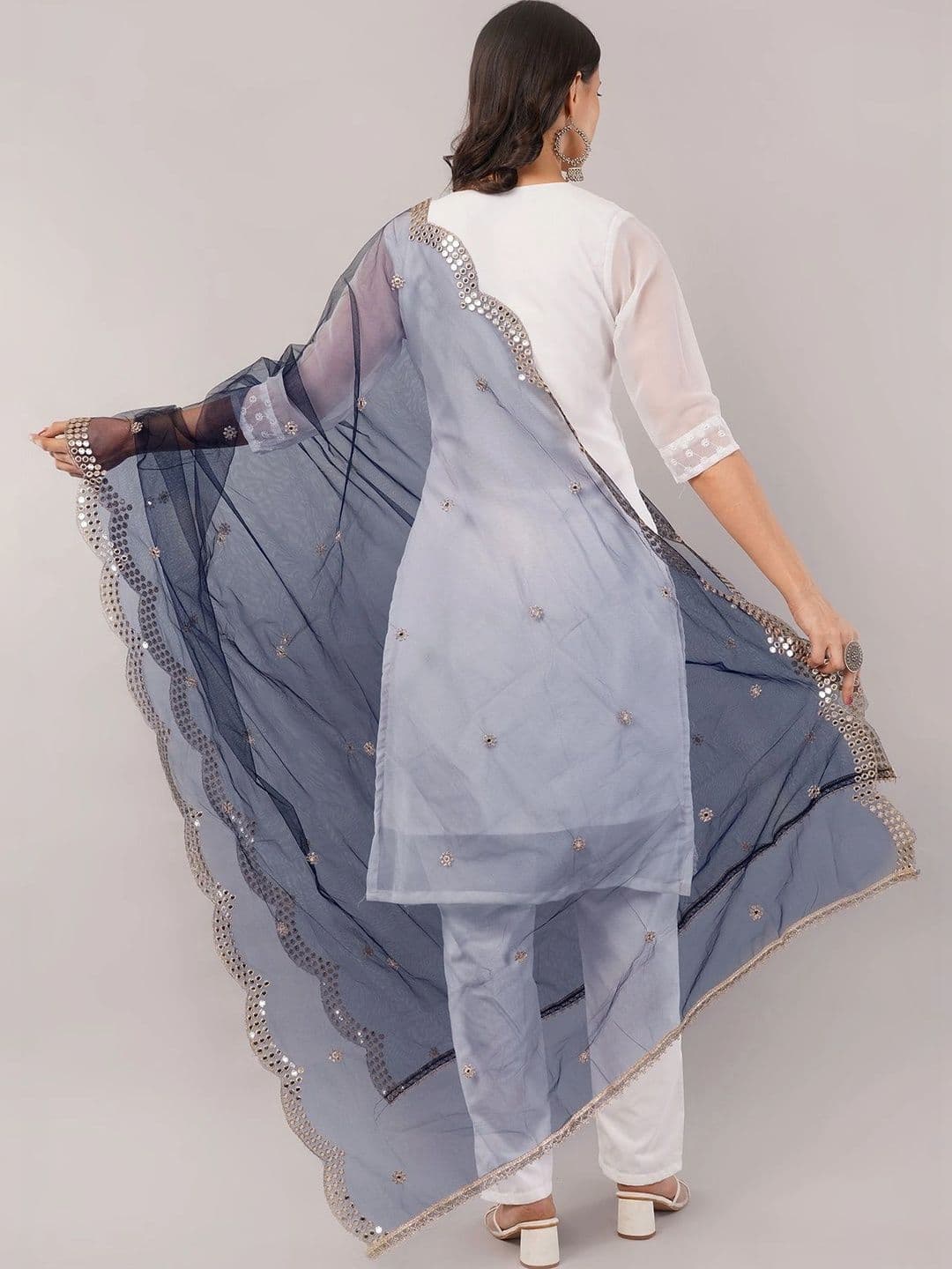 IVAARA Dupatta with Mirror Work thumbnail 4