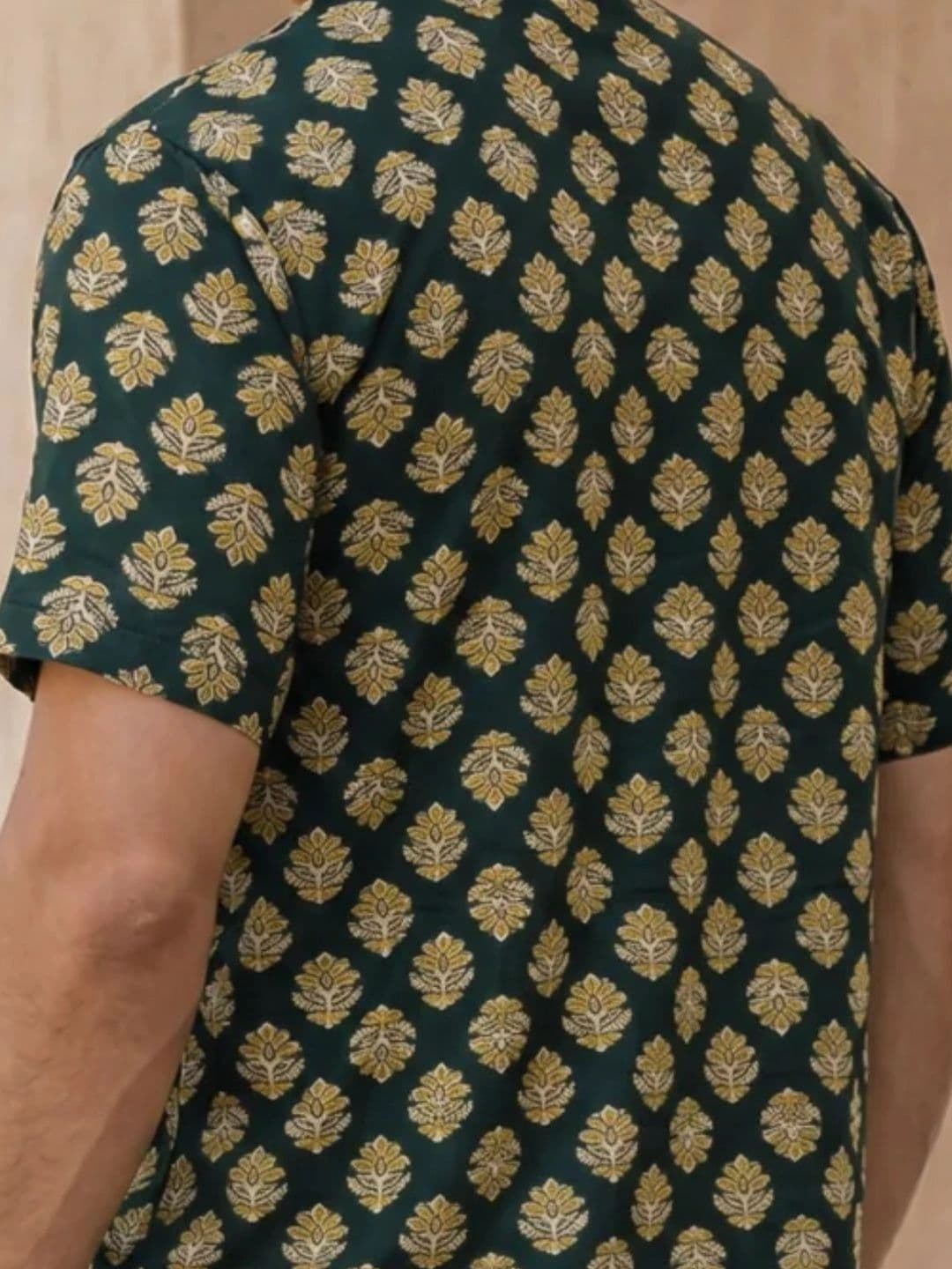 Avishya Men Floral Printed Handloom Kurta thumbnail 5