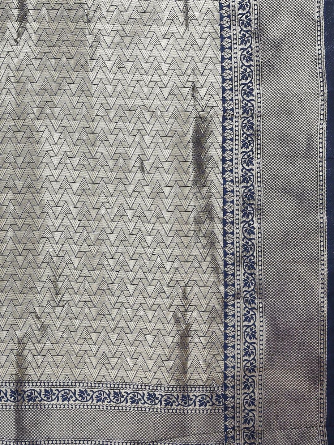 KALINI Women Woven Design Zari Art Silk Banarasi Saree thumbnail 3