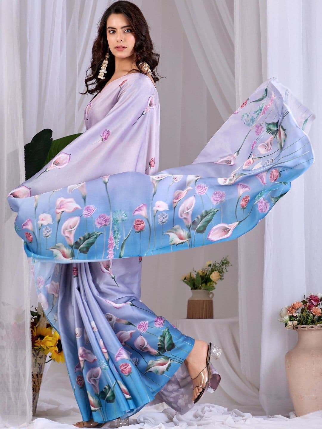 DIVASTRI Floral Satin Designer Saree thumbnail 6