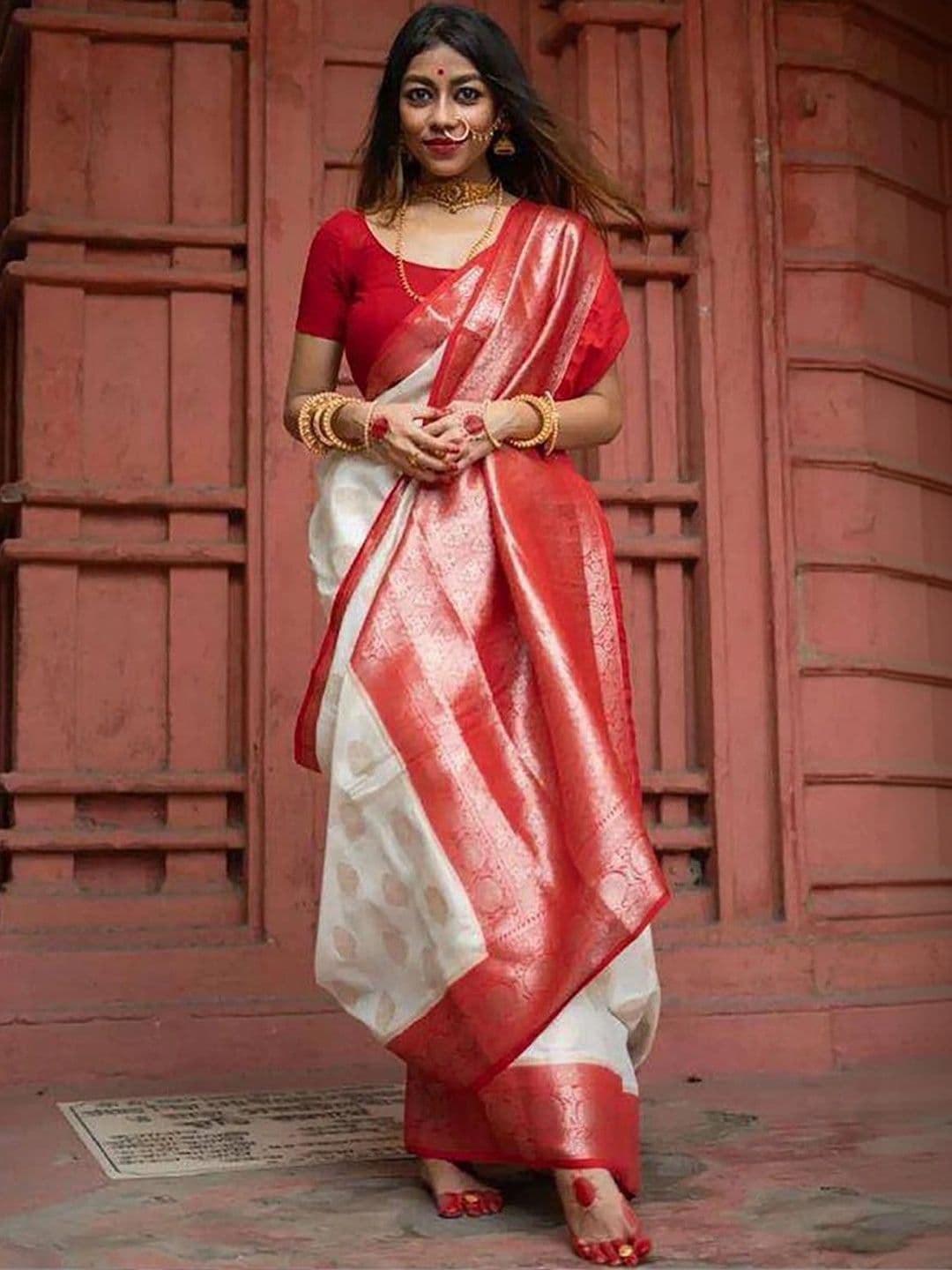 NARIVESH TRENDS Zari Silk Cotton Saree - view 1