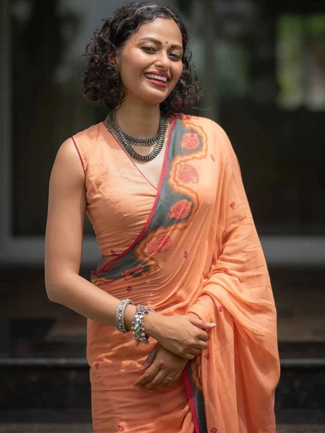 saneria silk Linen Blend Sambalpuri Saree thumbnail 3