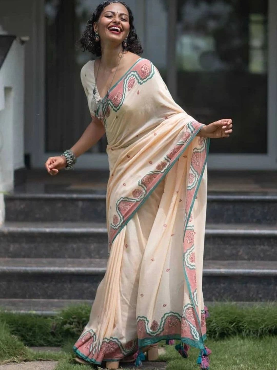 saneria silk Linen Blend Sambalpuri Saree thumbnail 2