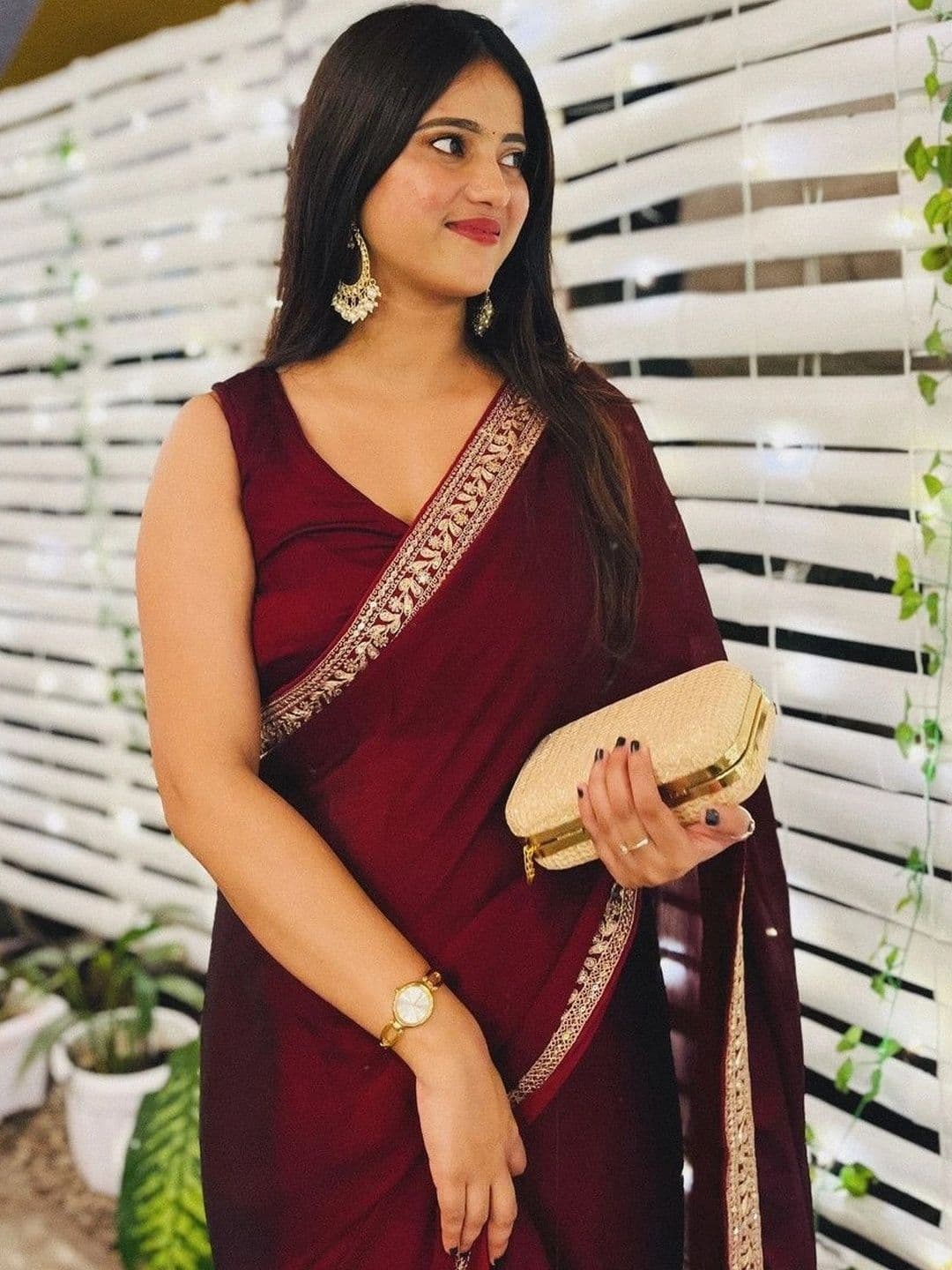 ANJAVI FASHION Embroidered Jute Silk Saree thumbnail 2