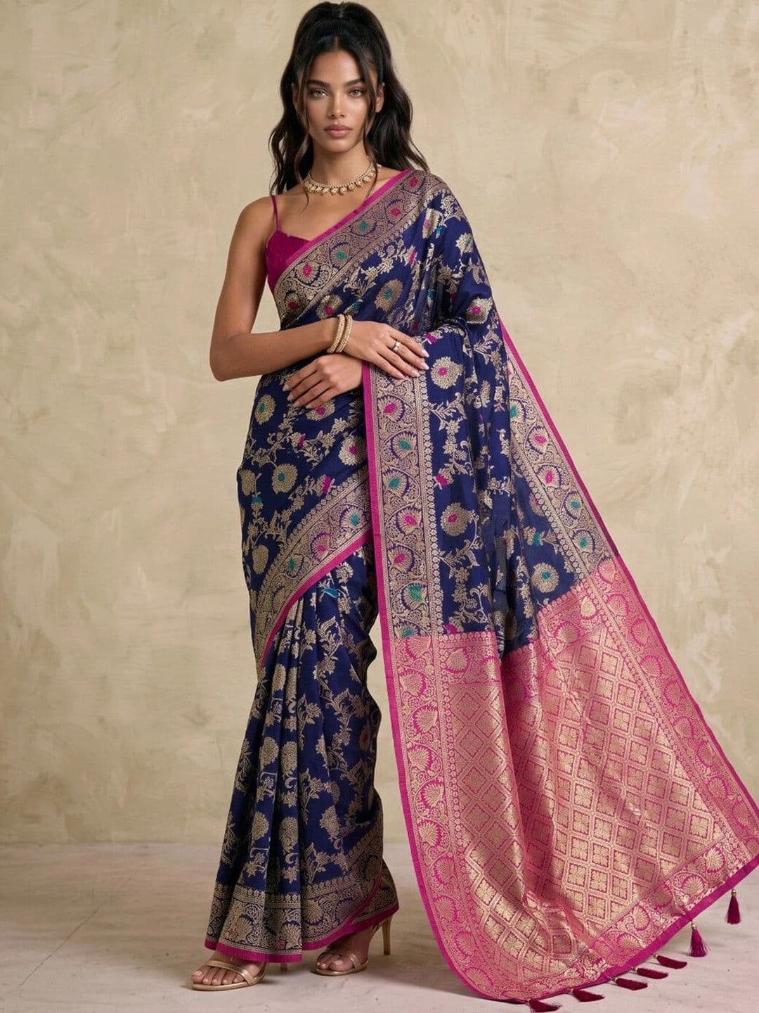 SAARA Woven Design Zari Silk Blend Saree thumbnail 3