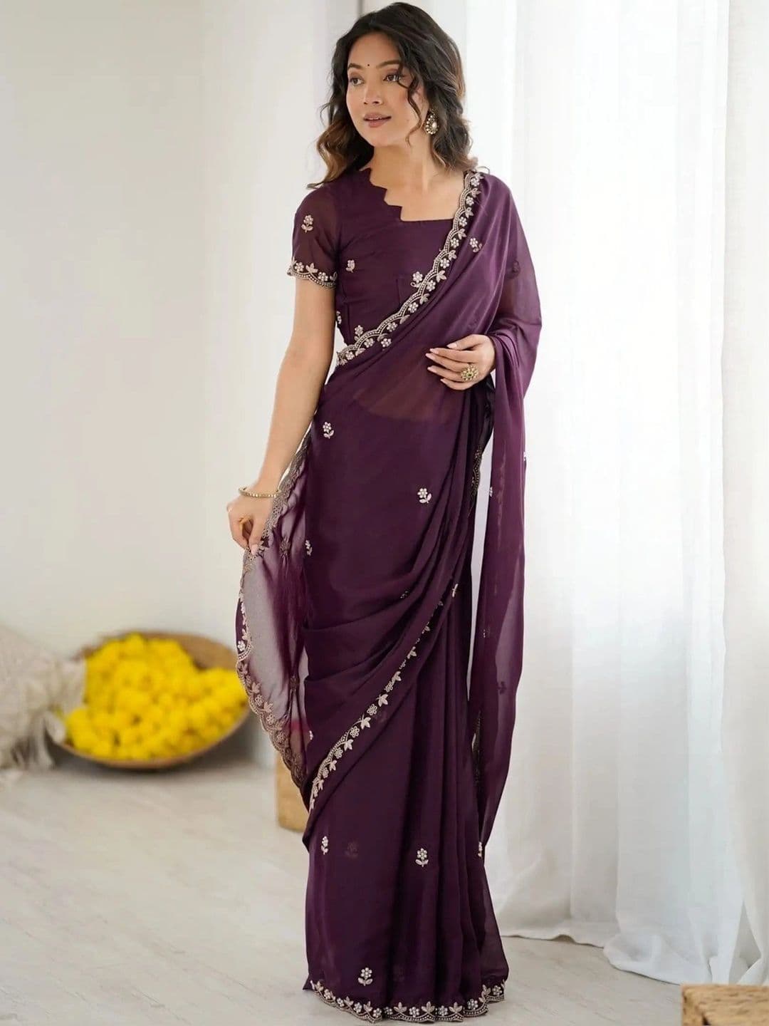 priyashi Floral Embroidered Poly Georgette Saree thumbnail 7