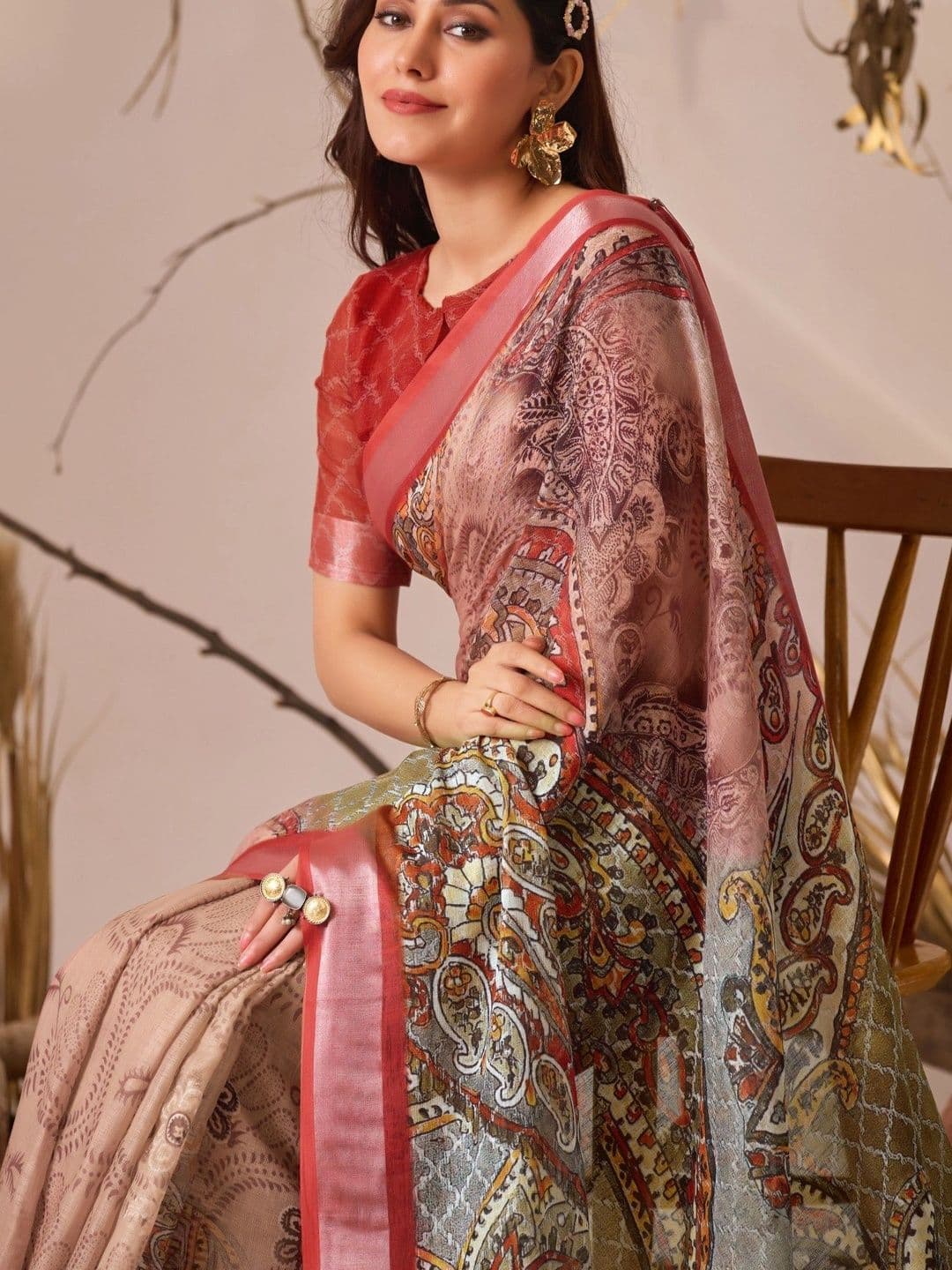 DIVASTRI Paisley Linen Blend Designer Patola Saree thumbnail 4