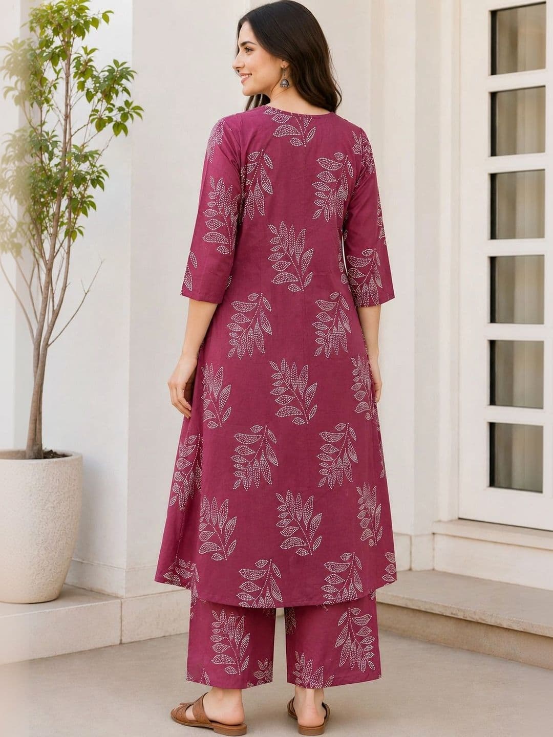 NEW ETHNIC 4 YOU Women Floral Printed Regular Kurta with Palazzos thumbnail 5