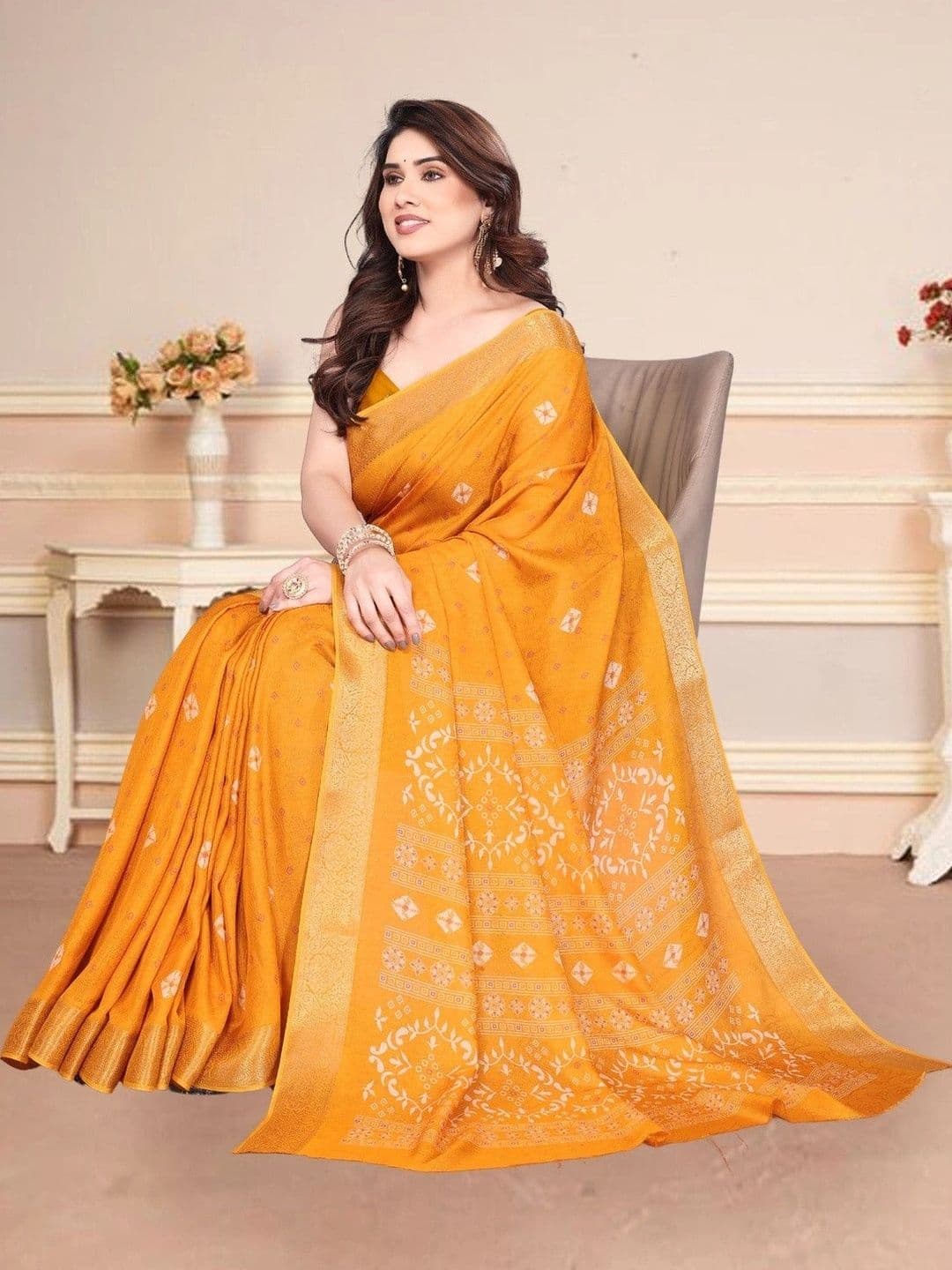 NARIVESH TRENDS Woven Design Zari Silk Blend Saree thumbnail 4