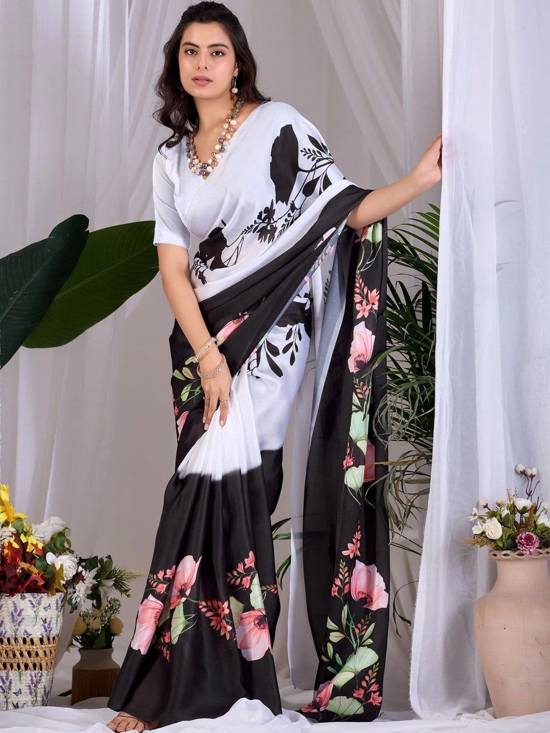 DIVASTRI Floral Satin Designer Saree thumbnail 2