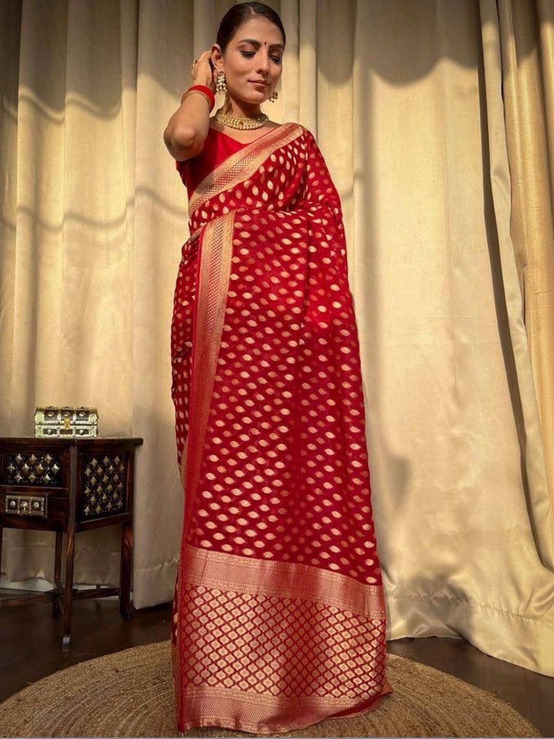 NARIVESH TRENDS Zari Silk Cotton Saree thumbnail 2