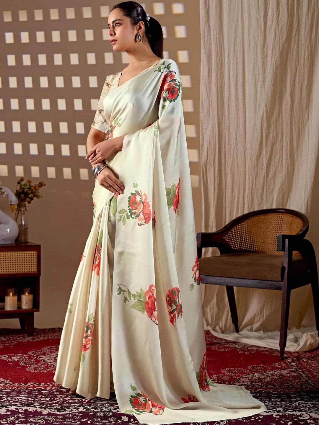 DIVASTRI Floral Satin Designer Saree thumbnail 6