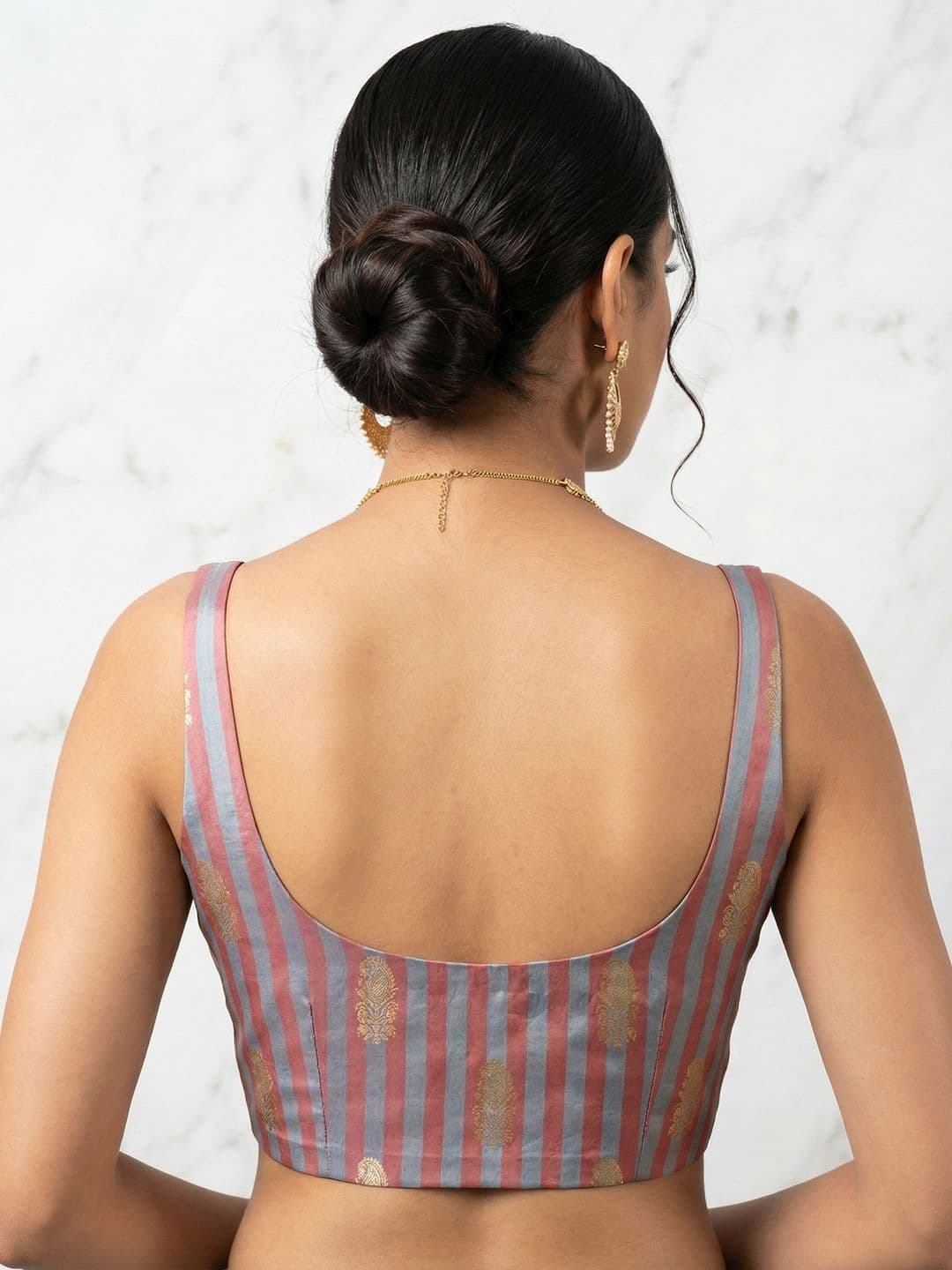 Tikhi Imli Woven Design Zari Saree Blouse thumbnail 3