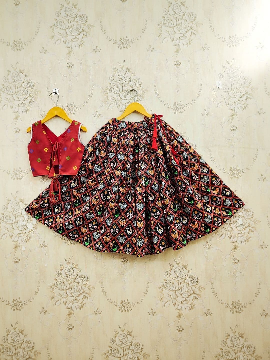 KALINI Girls Embroidered Thread Work Ready to Wear Lehenga & thumbnail 6