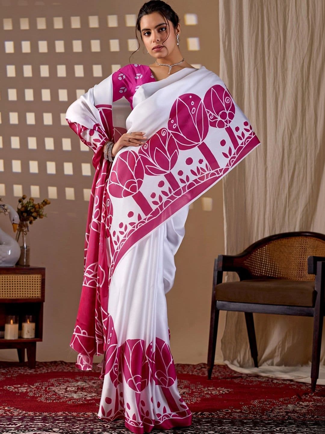 DIVASTRI Floral Satin Designer Saree thumbnail 4