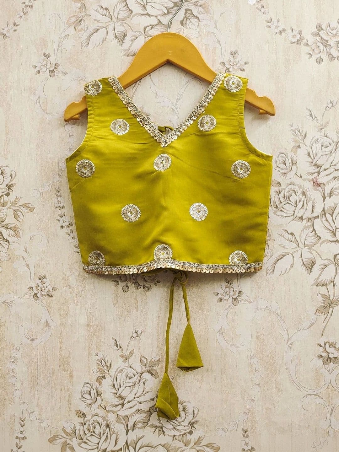 KALINI Girls Embellished Sequinned Ready to Wear Lehenga & thumbnail 5