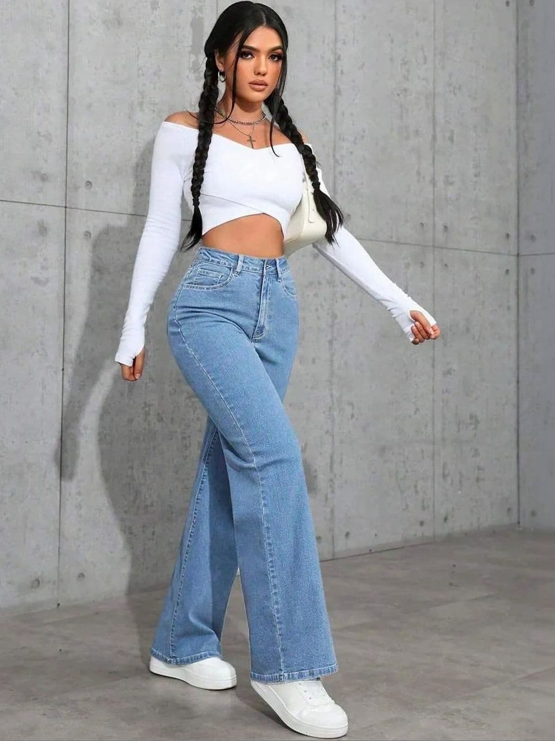 Mast & Harbour Women Comfort Wide Leg High-Rise Light Fade Stretchable Jeans thumbnail 4