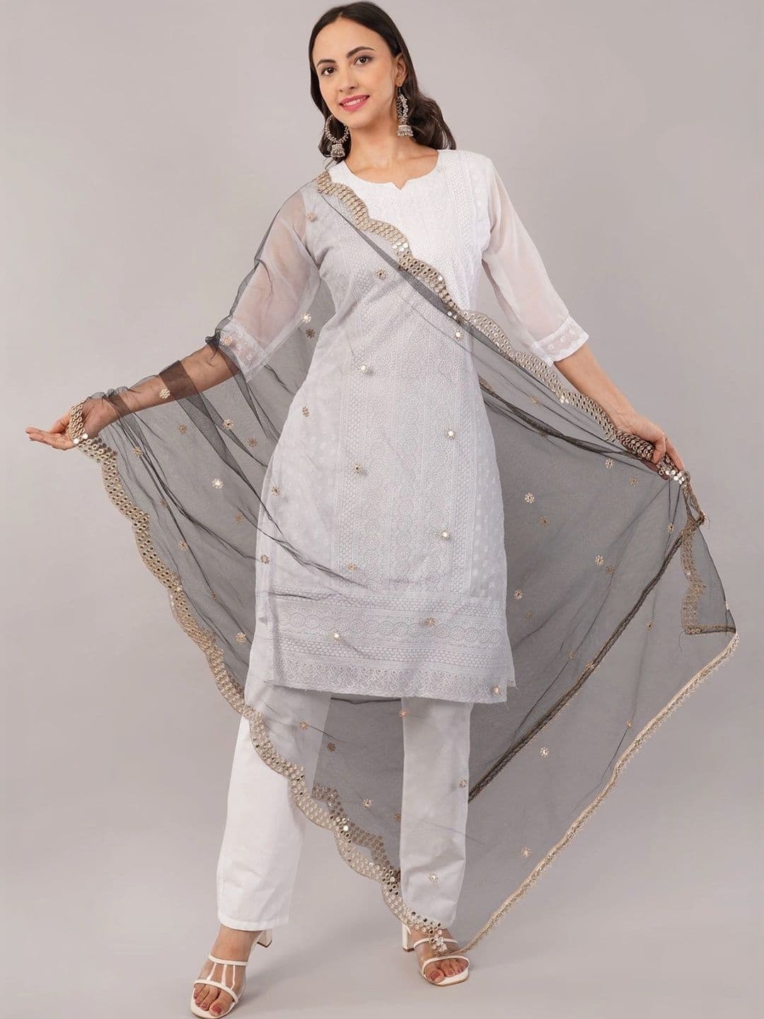 IVAARA Ethnic Motifs Embroidered Dupatta with Mirror Work thumbnail 7