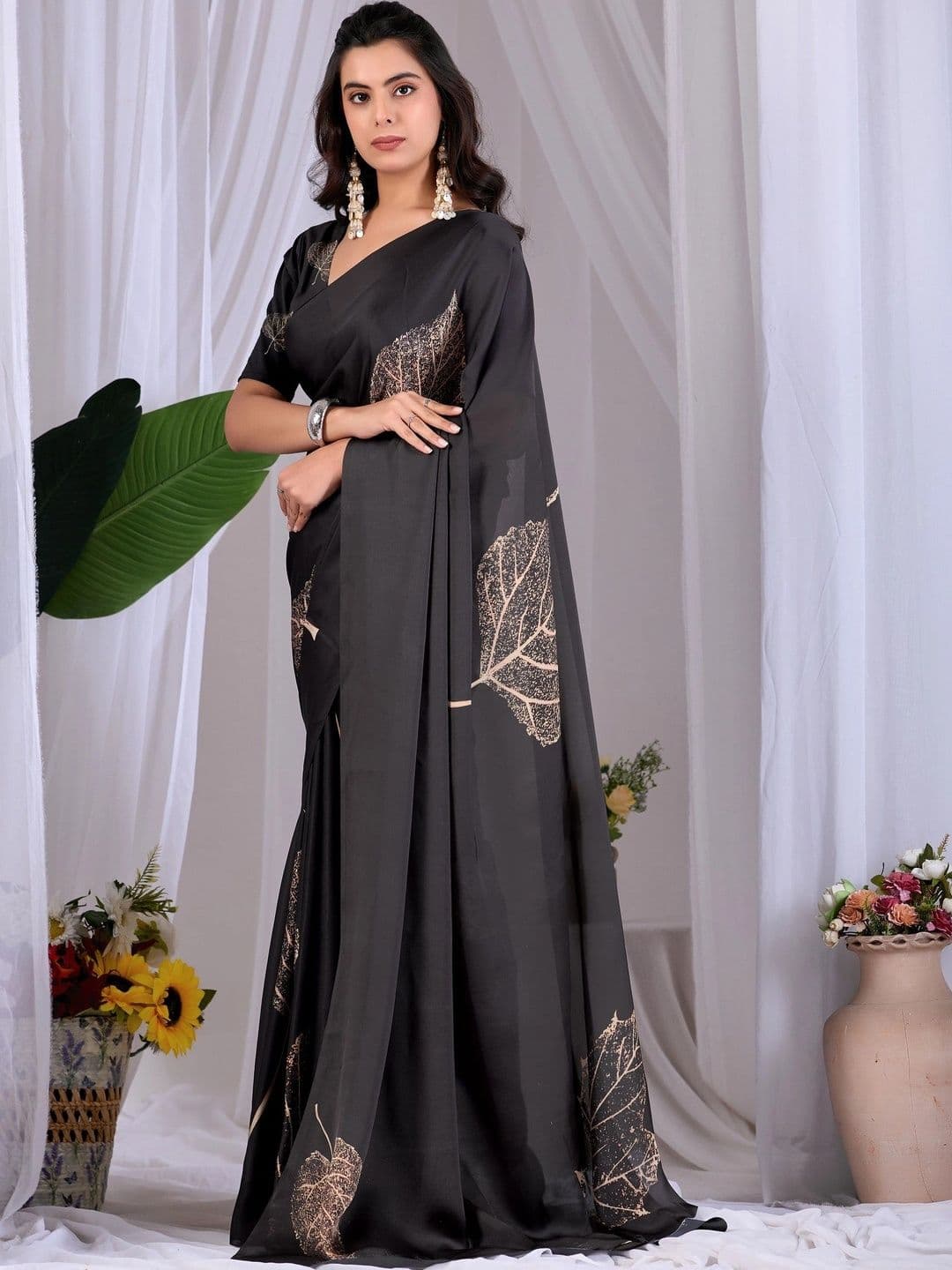 Mitera Floral Satin Designer Saree thumbnail 2