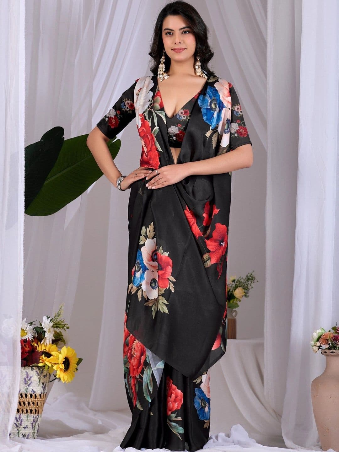 Mitera Floral Satin Designer Saree thumbnail 3