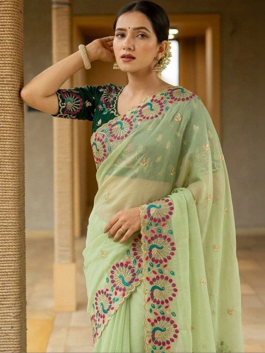 Mf Texo Floral Embroidered Poly Georgette Saree thumbnail 4