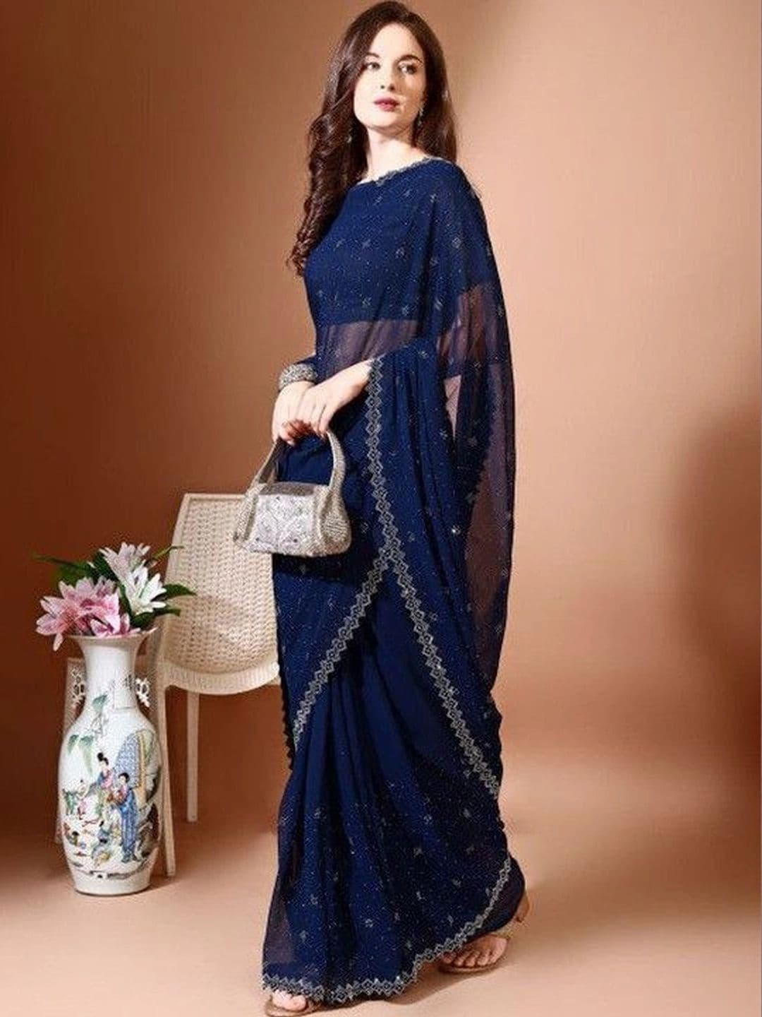 Leelavati Women Embellished Beads and Stones Pure Chiffon Saree thumbnail 4