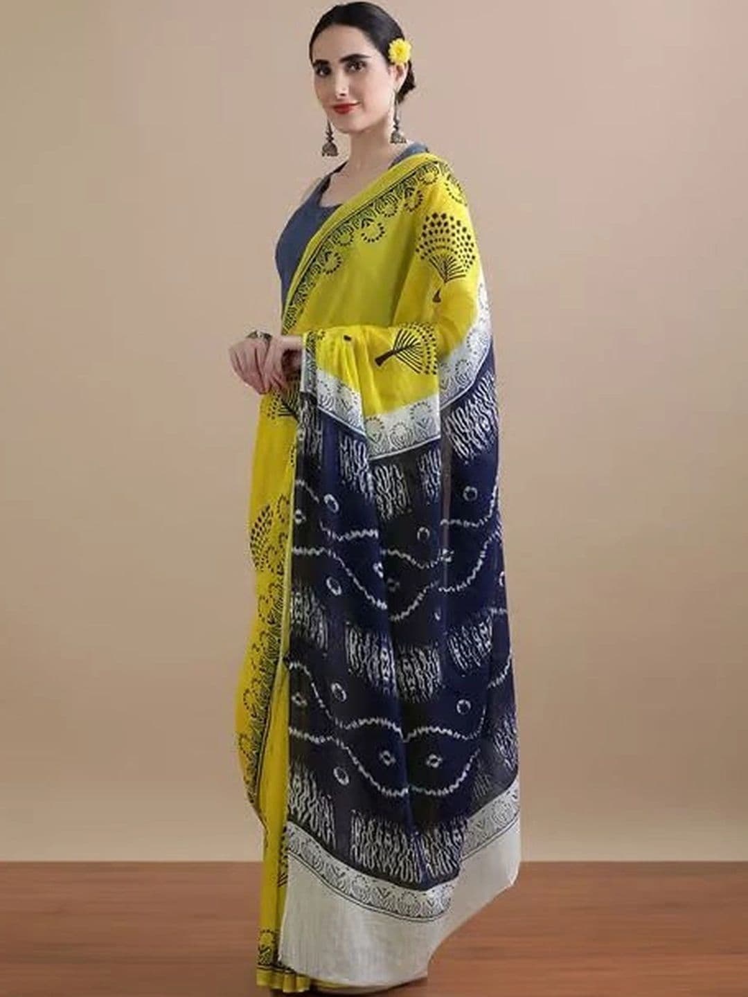 MITITA FASHION Ethnic Motifs Saree thumbnail 5