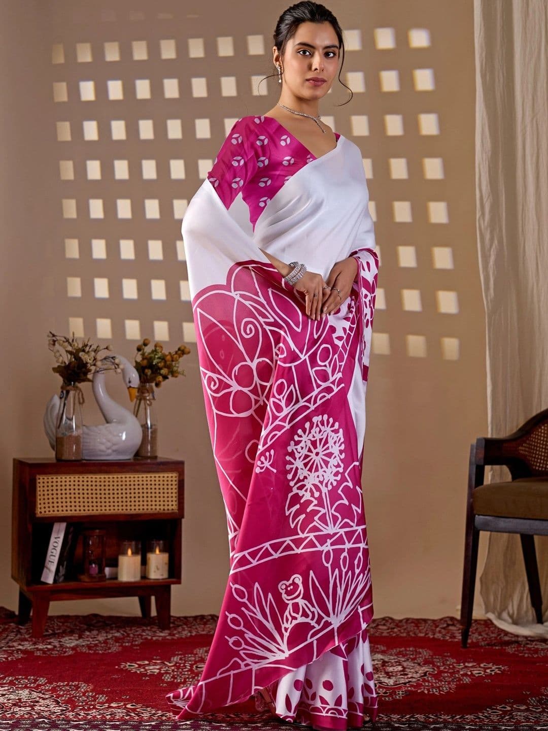 DIVASTRI Floral Satin Designer Saree thumbnail 2