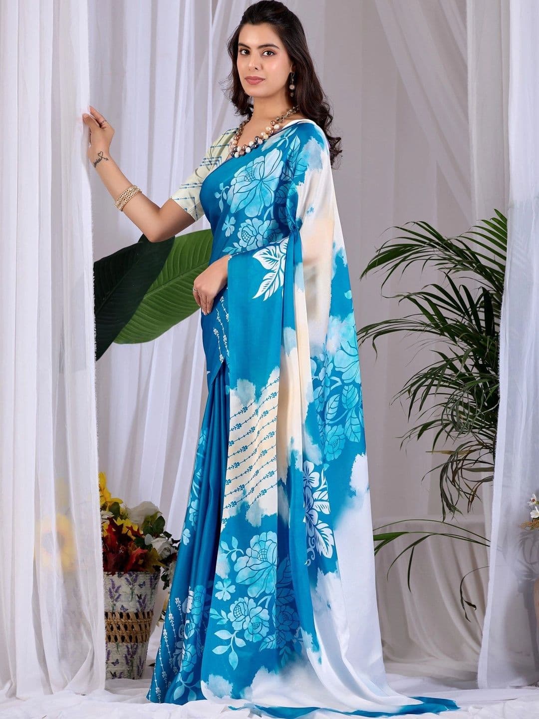 Mitera Floral Satin Designer Saree thumbnail 4
