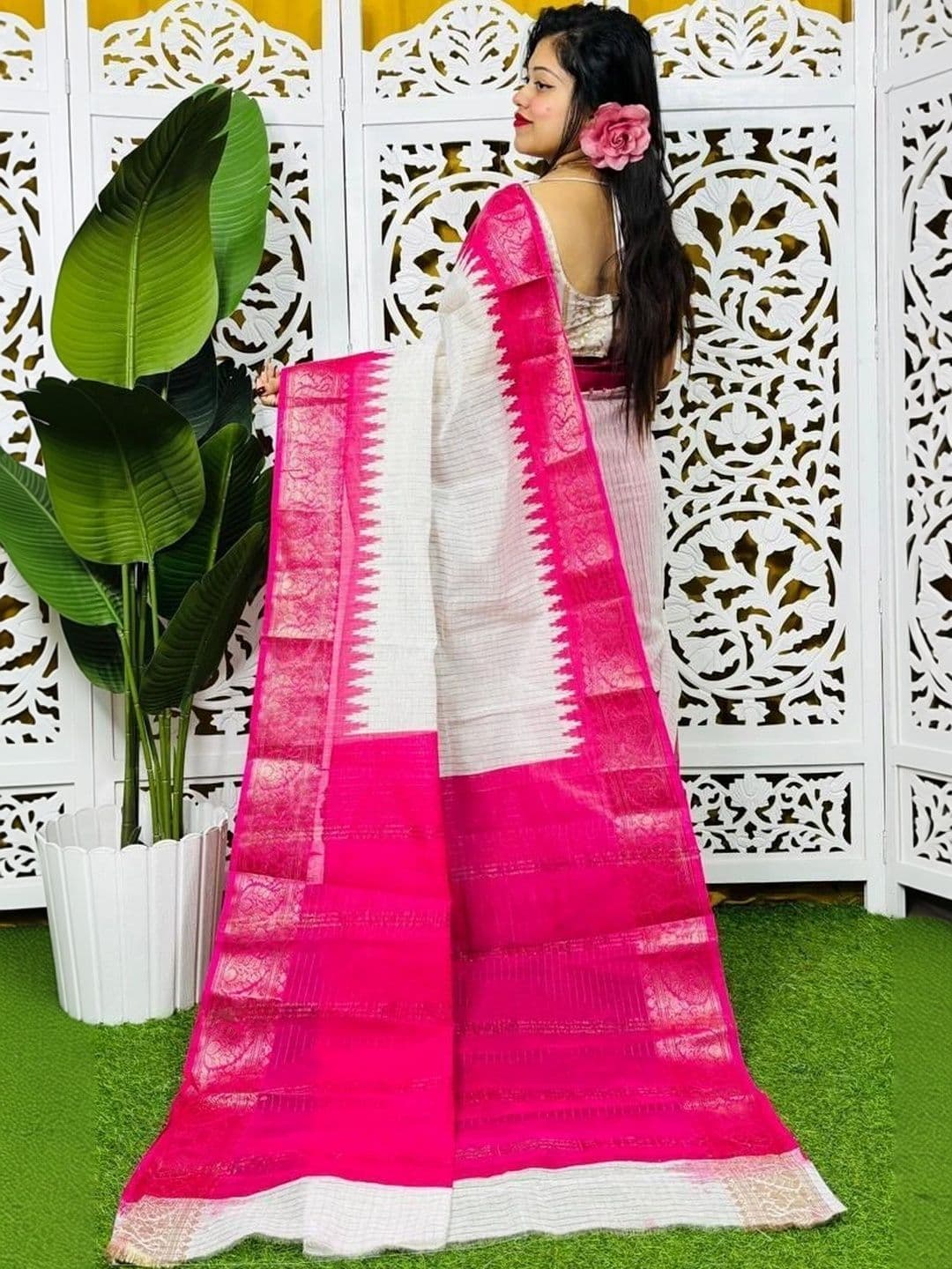 TWRIL Woven Design Zari Pure Cotton Saree thumbnail 3