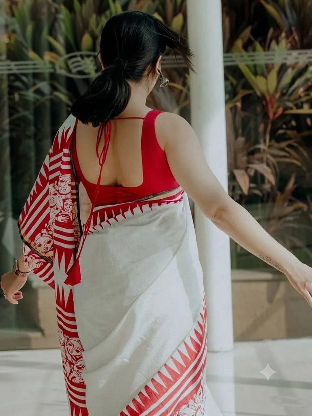 saneria silk Saree Geometric Printed Cotton Saree thumbnail 2