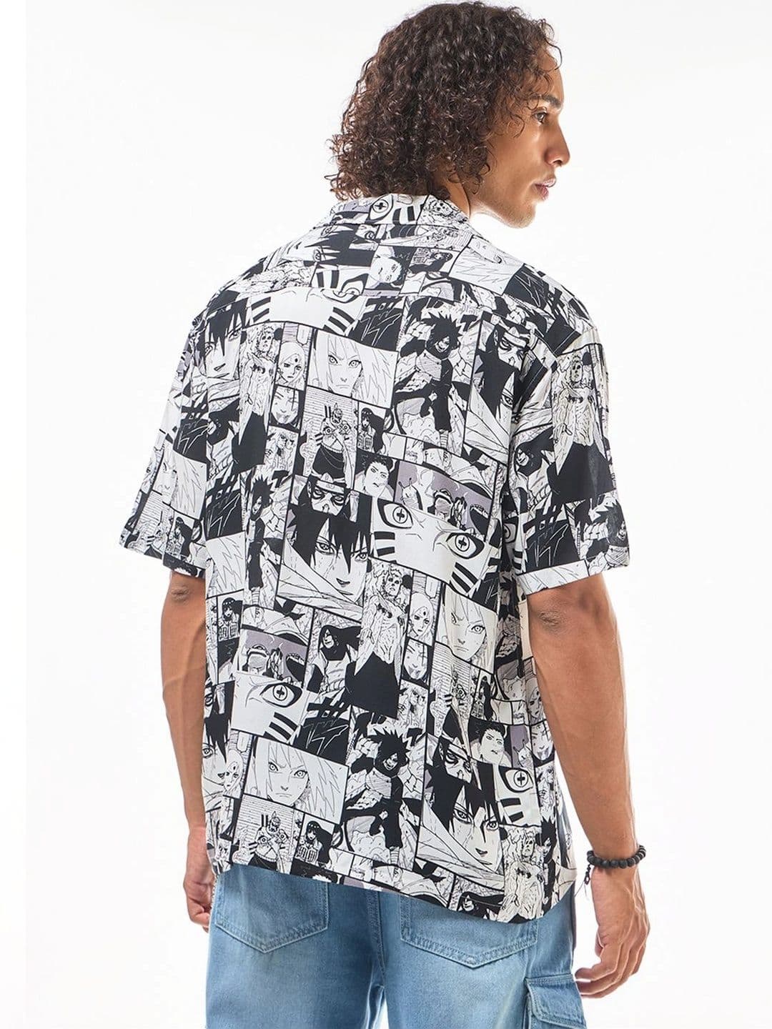 Bewakoof Naruto Men's White & Black All Over Printed Oversized Shirt thumbnail 4