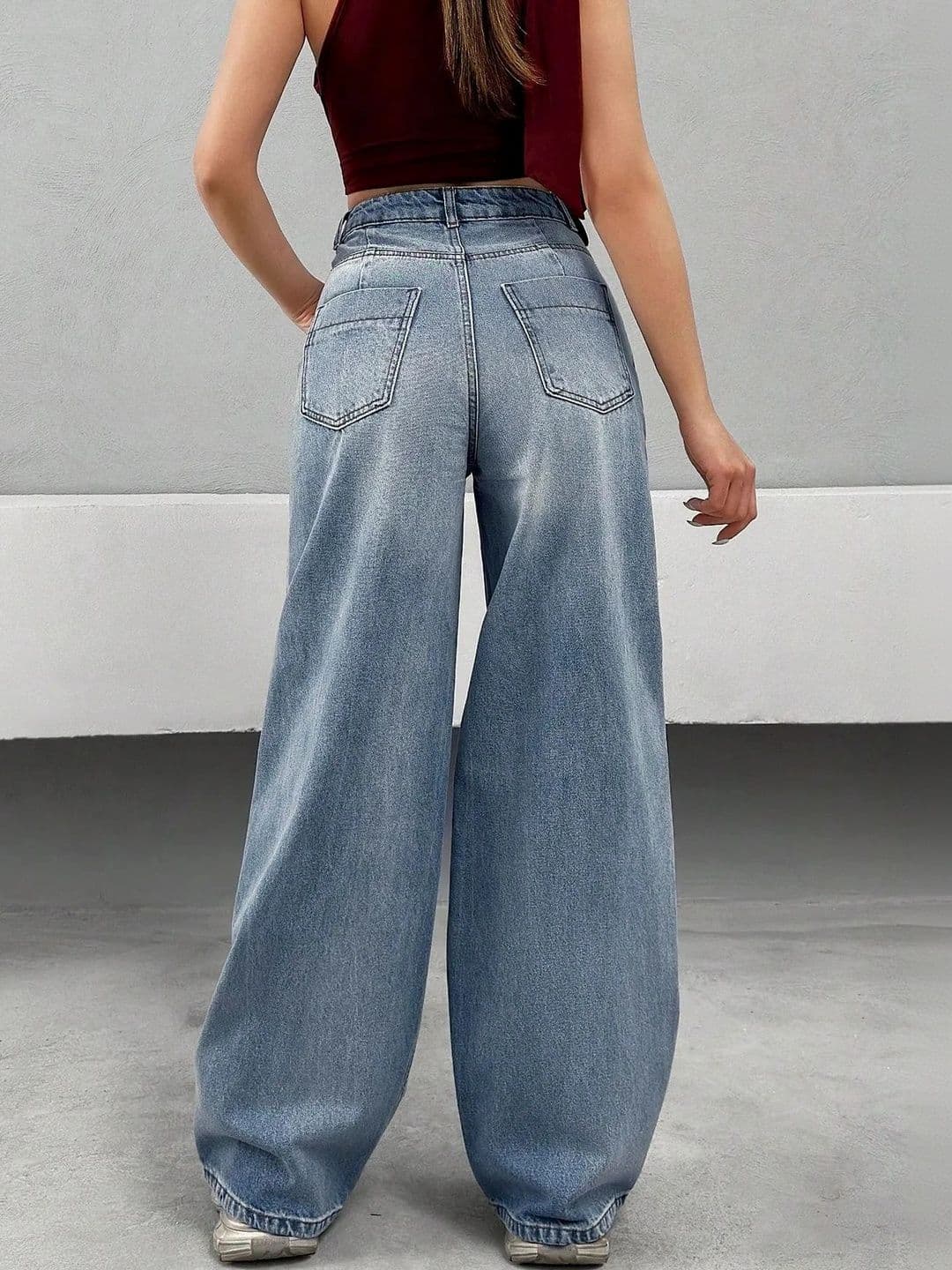 Off Duty India Women Wide Leg High-Rise Low Distress Light Fade Jeans thumbnail 4
