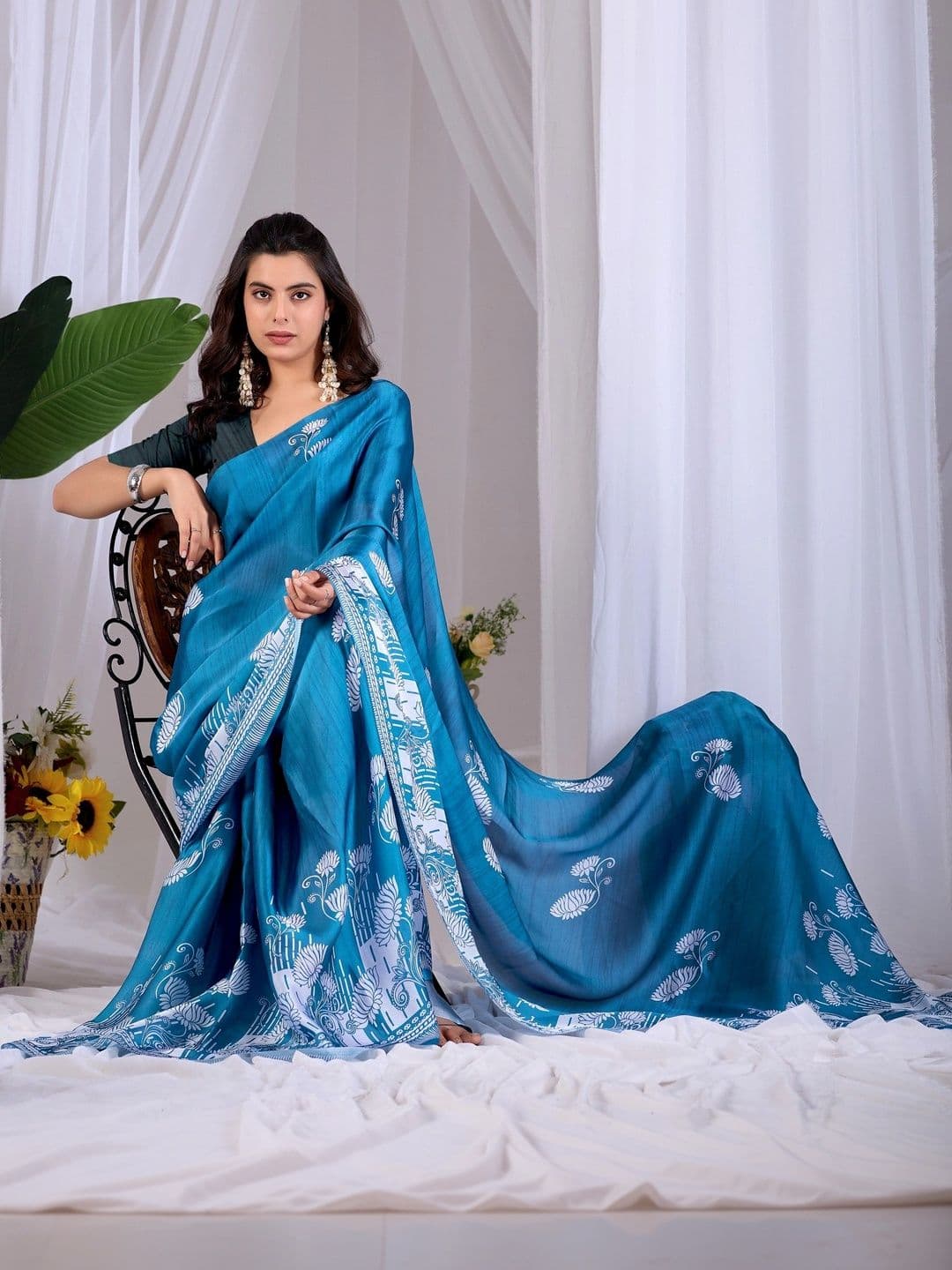 DIVASTRI Satin Designer Saree thumbnail 5