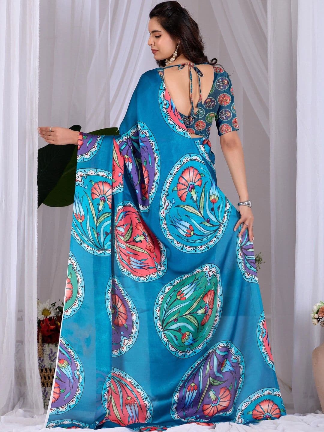 Mitera Floral Satin Designer Saree thumbnail 3