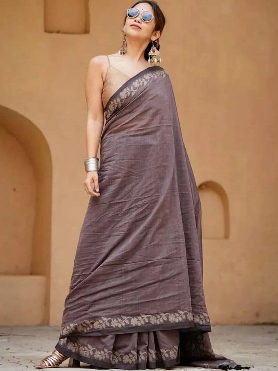 saneria silk Floral Linen Blend Bagru Saree thumbnail 3
