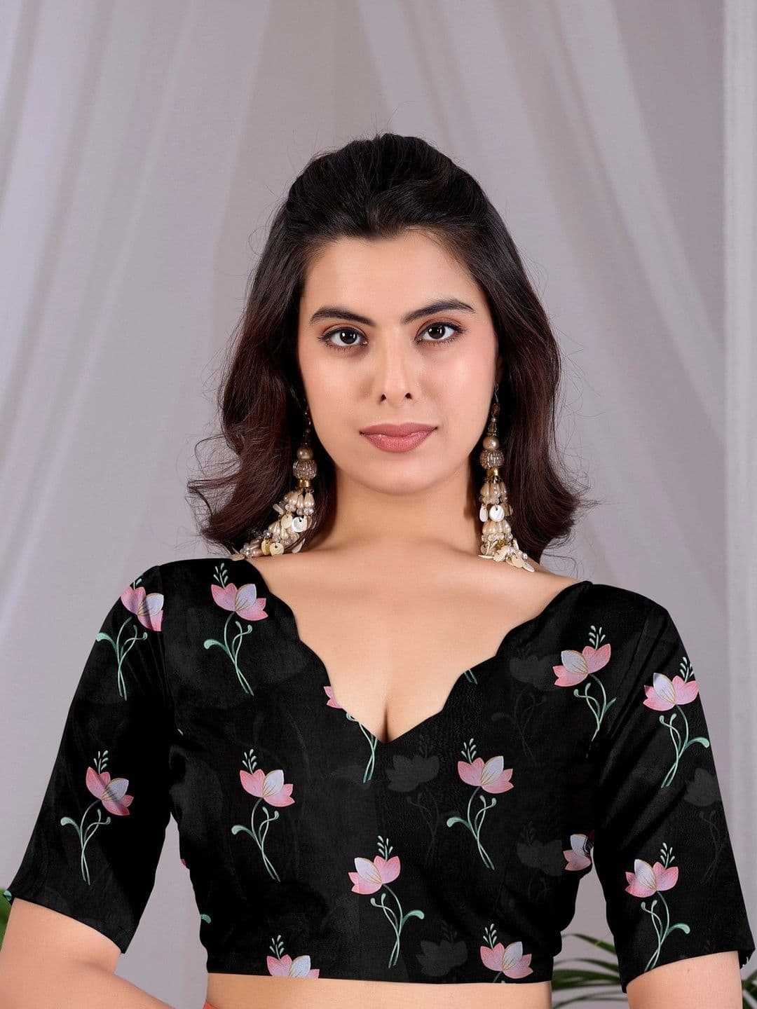 DIVASTRI Floral Satin Designer Saree thumbnail 6