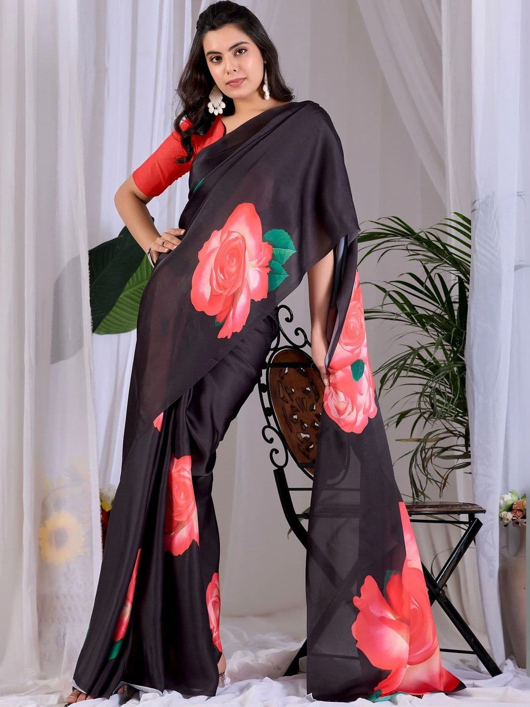 Mitera Floral Satin Designer Saree thumbnail 3